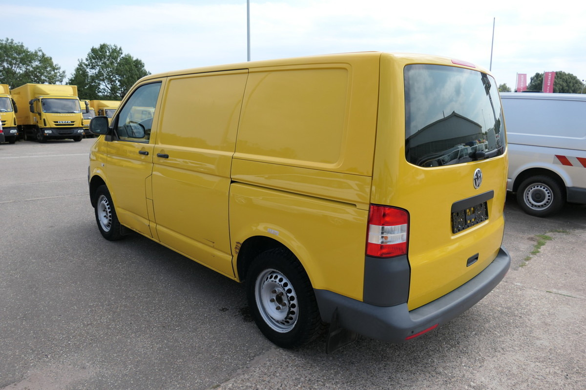 VW T5 Transporter 2.0 TDI PARKTRONIK EURO5 2xSCHIEB - Small van: picture 4 VW T5 Transporter 2.0 TDI PARKTRONIK EURO5 2xSCHIEB - Small van: picture 4