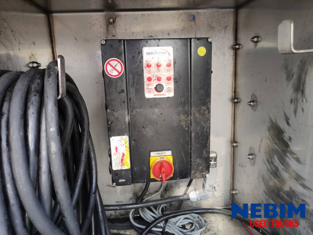 Burg BPO 12-27 Z - 26.165L - Inox Pump - Tanker semi-trailer: picture 5 Burg BPO 12-27 Z - 26.165L - Inox Pump - Tanker semi-trailer: picture 5