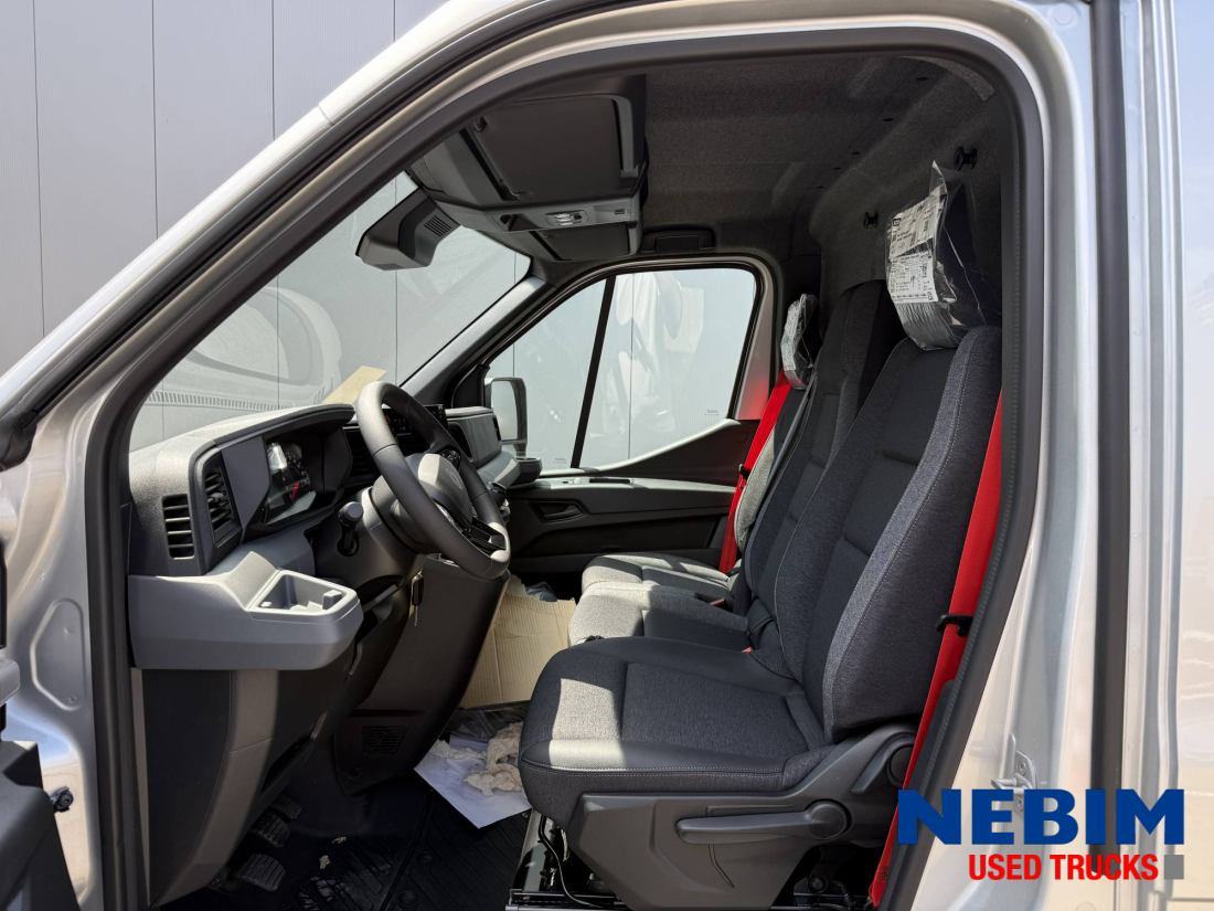 New Panel van Renault Master L3H2 150HP, Special Offer: picture 18