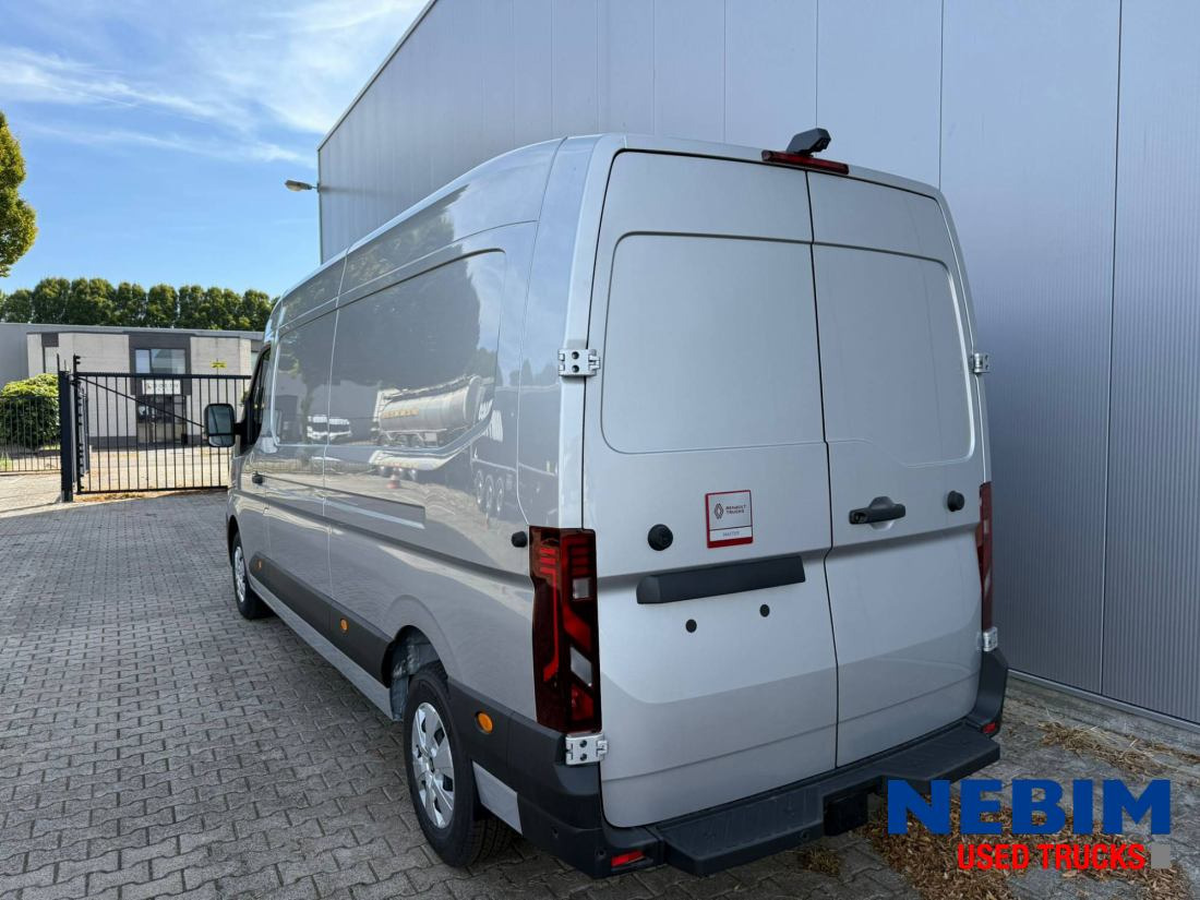 New Panel van Renault Master L3H2 150HP, Special Offer: picture 8