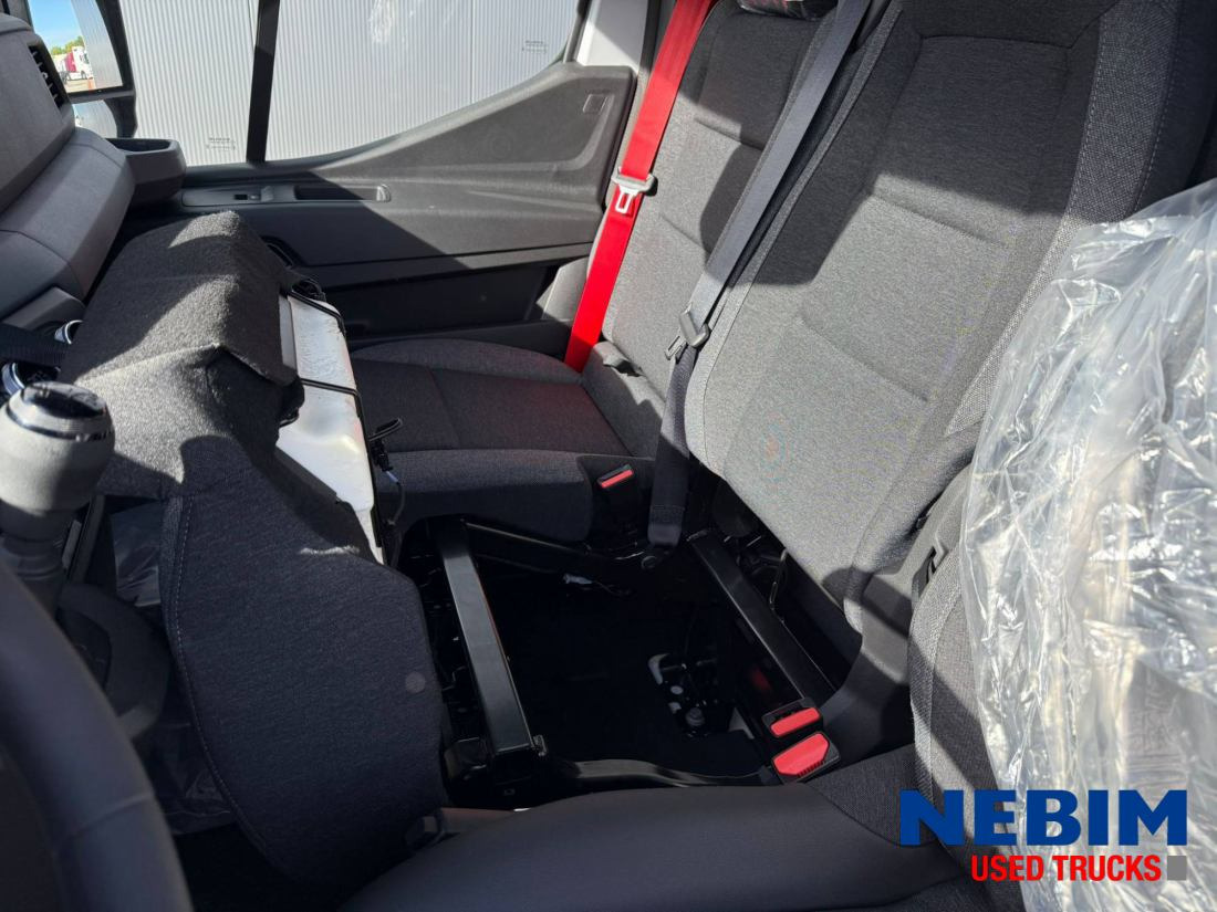 New Panel van Renault Master L3H2 150HP, Special Offer: picture 19