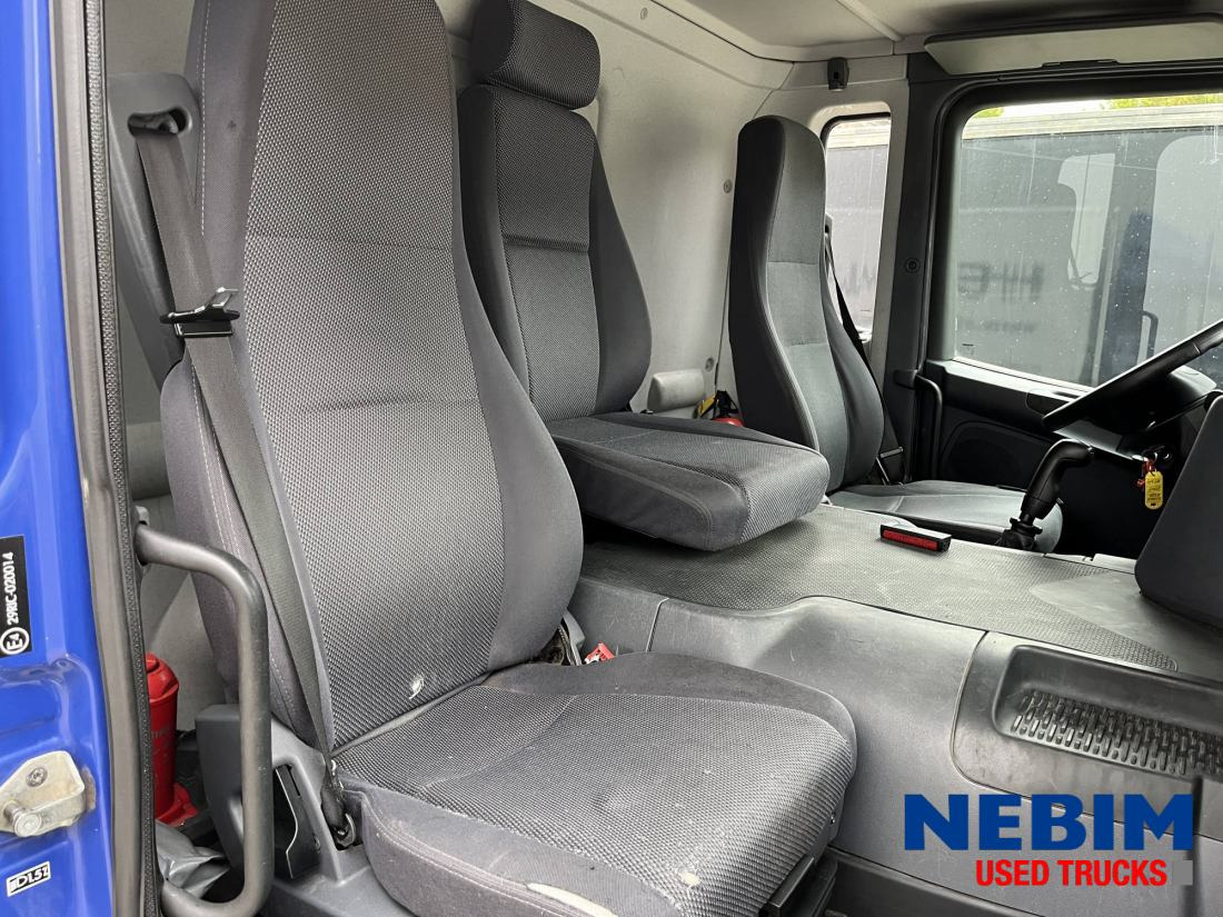 Box truck Scania P270 343.938km - 3 front seats: picture 6