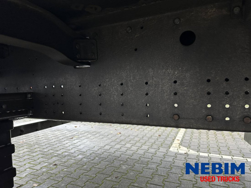 Schmitz Cargobull SCB*S3T - Curtainsider / Pritsche Plane / Sliding roof - Low loader semi-trailer: picture 4 Schmitz Cargobull SCB*S3T - Curtainsider / Pritsche Plane / Sliding roof - Low loader semi-trailer: picture 4