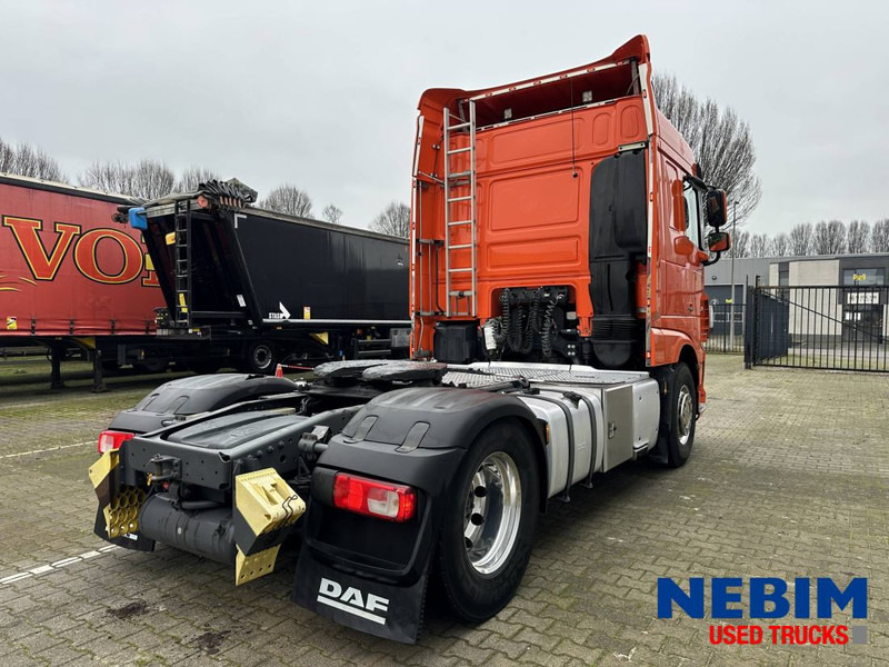 DAF XF450 4x2 Spacecab - 585.469km - Tractor unit: picture 2 DAF XF450 4x2 Spacecab - 585.469km - Tractor unit: picture 2