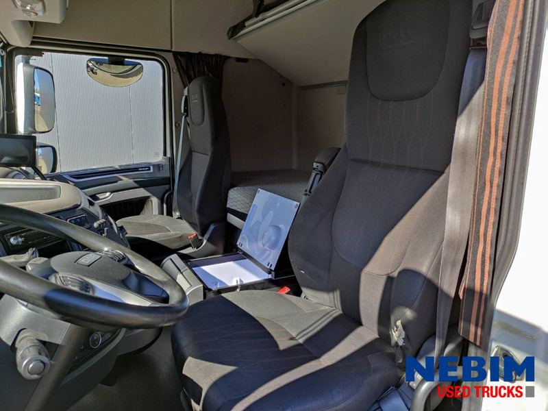 DAF XF450 6x2 FTG - 493.069Km - ADR/VLG-AT - Tractor unit: picture 3 DAF XF450 6x2 FTG - 493.069Km - ADR/VLG-AT - Tractor unit: picture 3