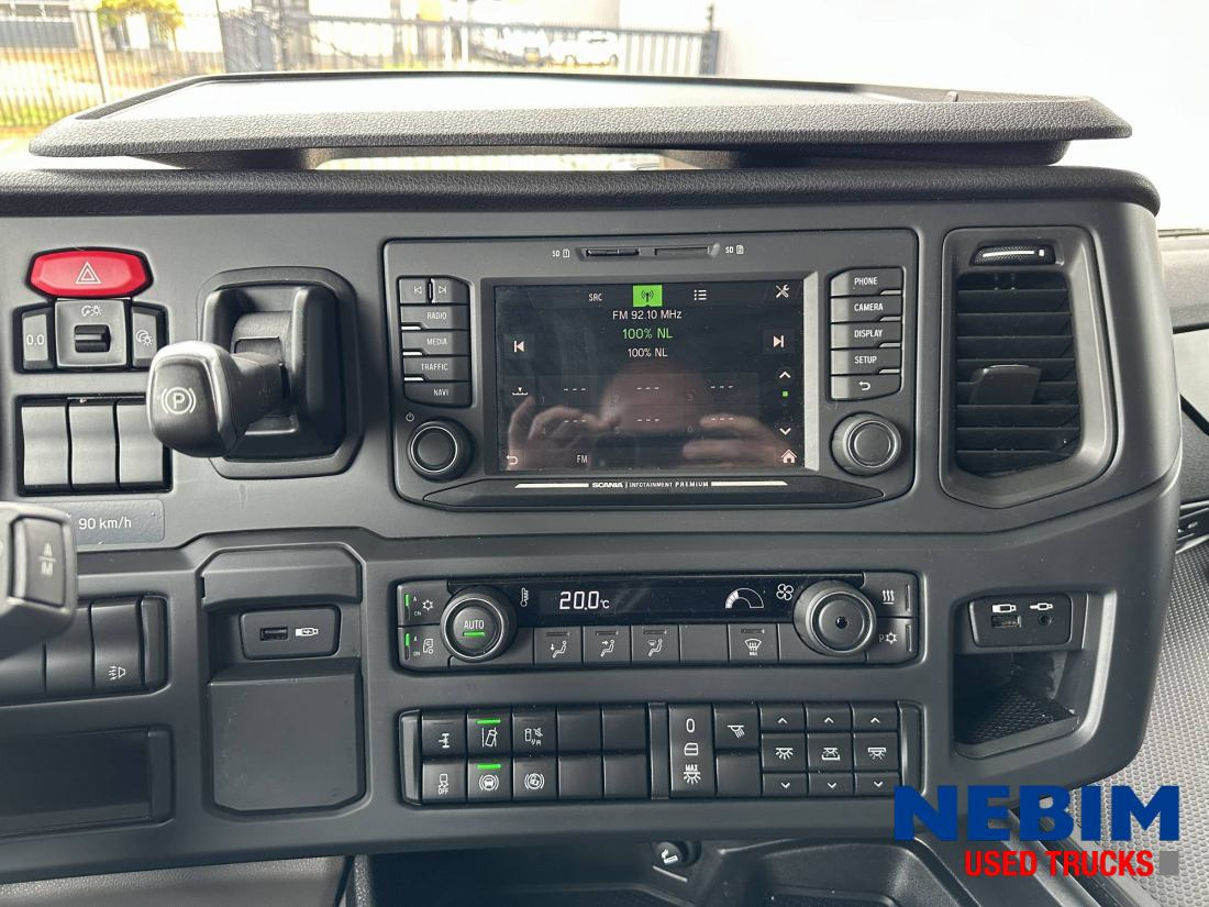 Scania S500 169.103km - Retarder - Parking Airco - Smart Tacho 2 - Tractor unit: picture 5 Scania S500 169.103km - Retarder - Parking Airco - Smart Tacho 2 - Tractor unit: picture 5