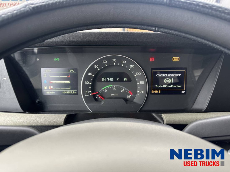 Volvo FH420 X-Low - Globetrotter XL - Tractor unit: picture 3 Volvo FH420 X-Low - Globetrotter XL - Tractor unit: picture 3