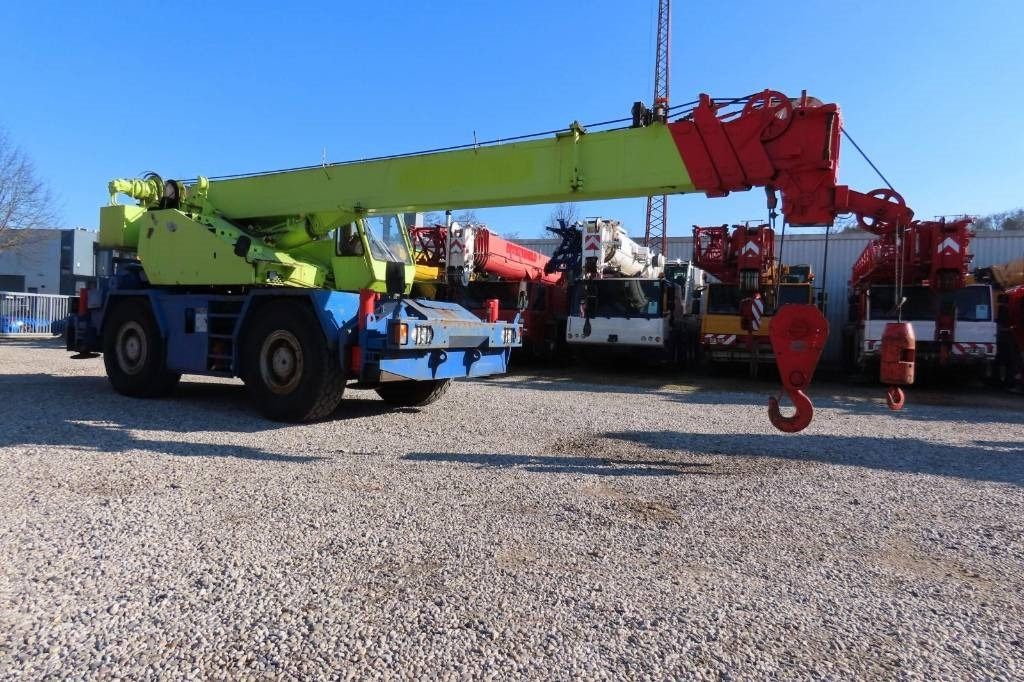 Tadano TR 250 E  - Mobile crane: picture 2 Tadano TR 250 E  - Mobile crane: picture 2