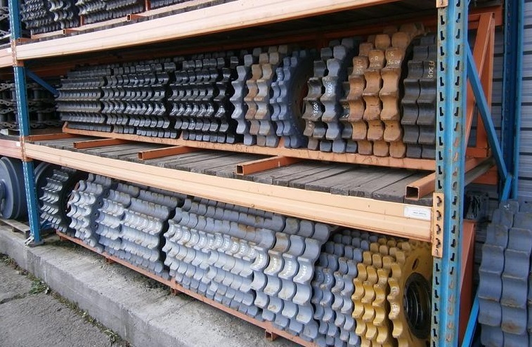 DOOSAN DX255 - Track for Crawler excavator: picture 3 DOOSAN DX255 - Track for Crawler excavator: picture 3