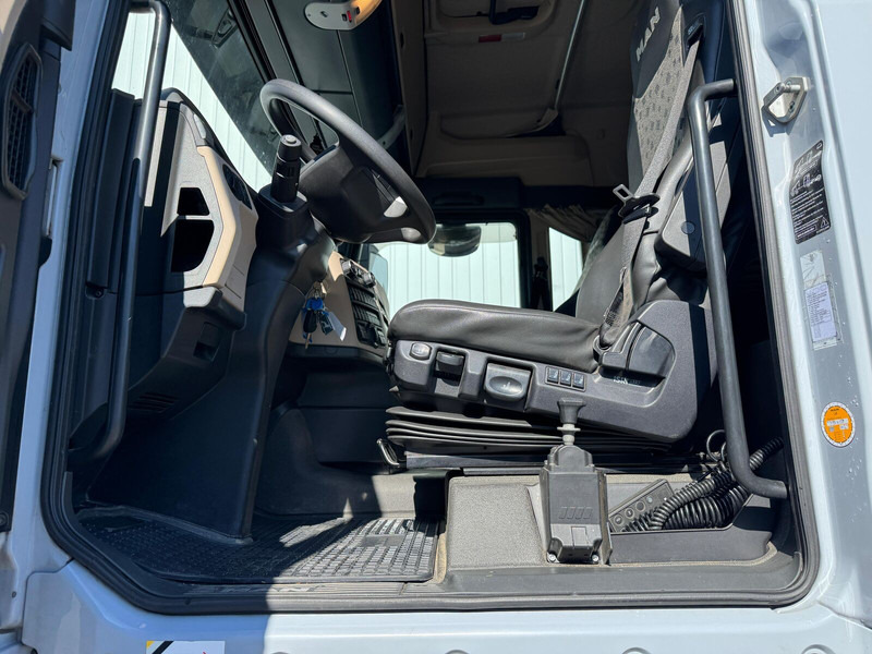 Tractor unit MAN TGX 18.510: picture 16