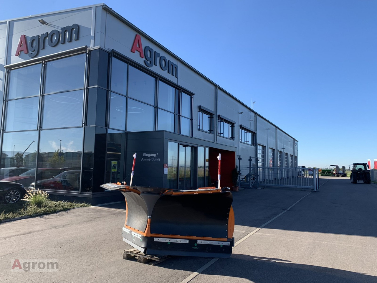 Gmeiner Unix LN32u - Snow plough for Municipal/ Special vehicle: picture 1 Gmeiner Unix LN32u - Snow plough for Municipal/ Special vehicle: picture 1