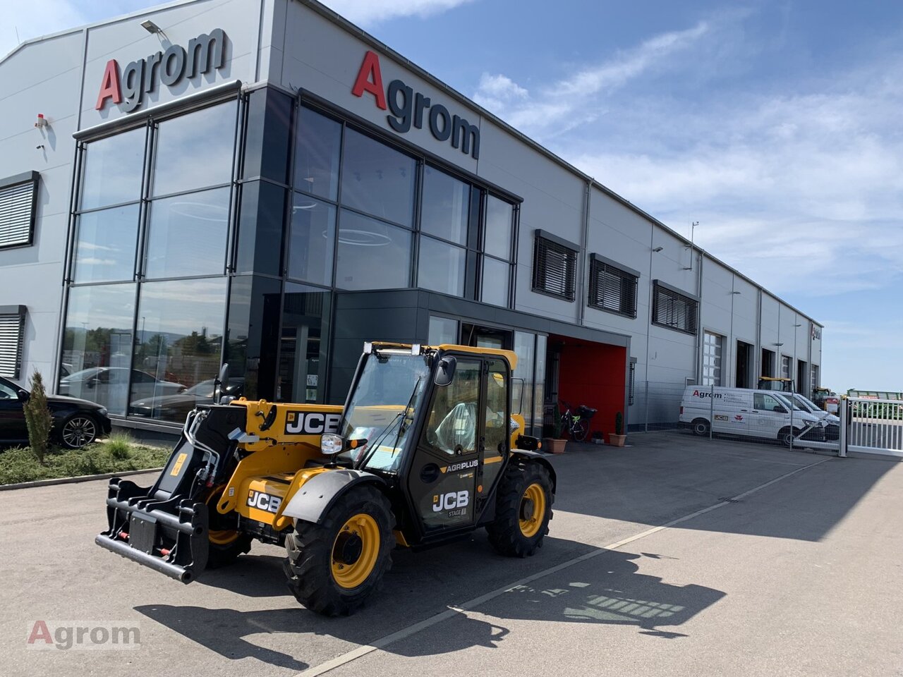JCB 525-60 Agri Plus - Telescopic handler: picture 1 JCB 525-60 Agri Plus - Telescopic handler: picture 1