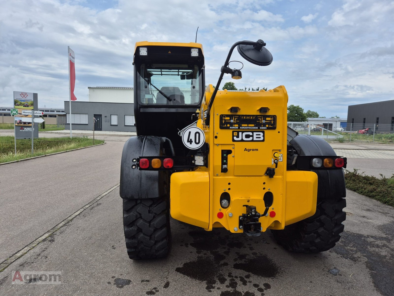 JCB 560-80 AgriXtra - Telescopic handler: picture 3 JCB 560-80 AgriXtra - Telescopic handler: picture 3