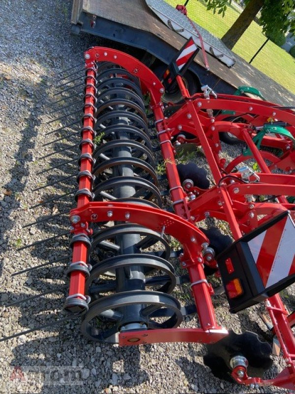 Kverneland Enduro 3000 - Cultivator: picture 4 Kverneland Enduro 3000 - Cultivator: picture 4
