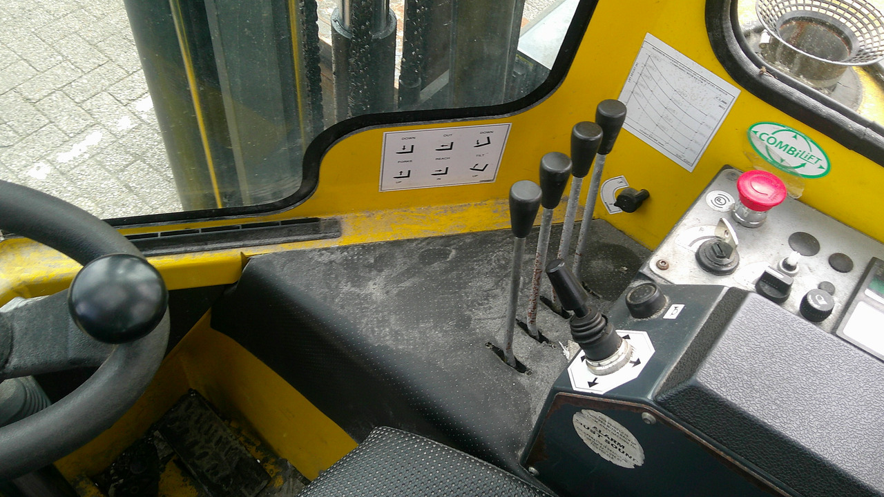 COMBILIFT C3000 CABIN - Side loader: picture 4 COMBILIFT C3000 CABIN - Side loader: picture 4