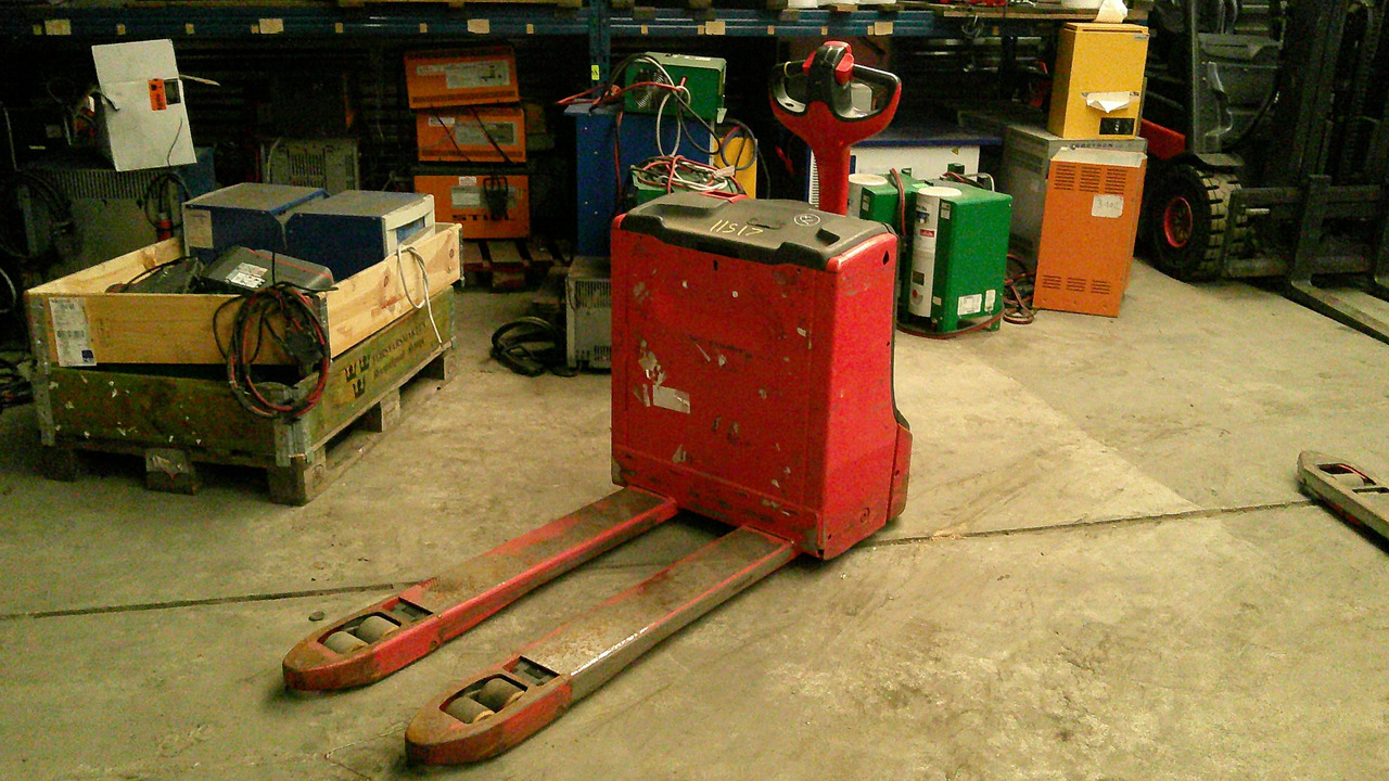 LINDE T16 - Pallet truck: picture 1 LINDE T16 - Pallet truck: picture 1