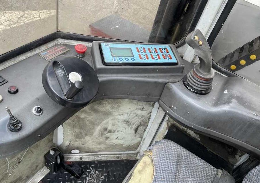 B-P Battioni e Pagani ML T4-1200 (batt. 2019) - 4-way reach truck: picture 4 B-P Battioni e Pagani ML T4-1200 (batt. 2019) - 4-way reach truck: picture 4