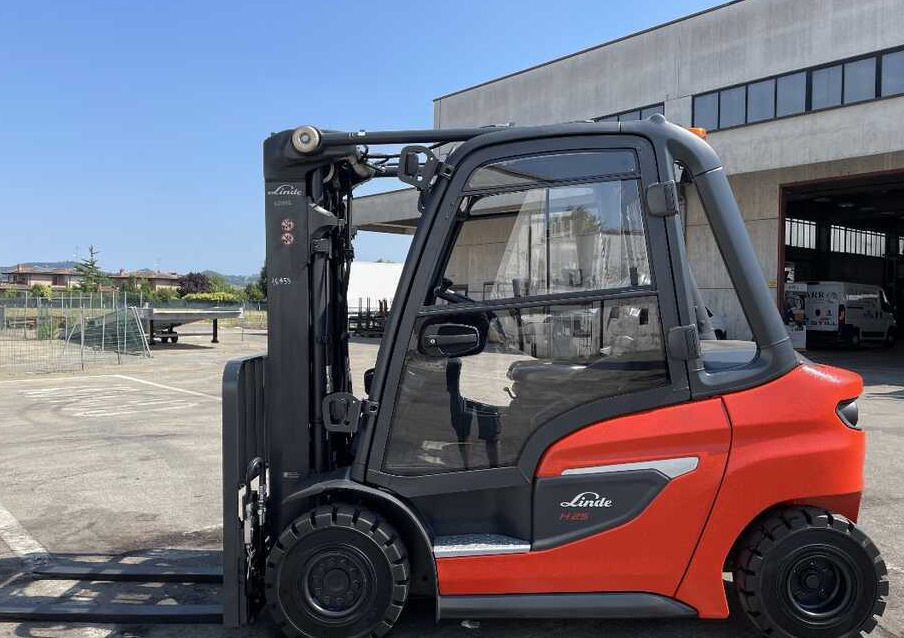 Linde H 25 D-01/1202 - Diesel forklift: picture 4 Linde H 25 D-01/1202 - Diesel forklift: picture 4