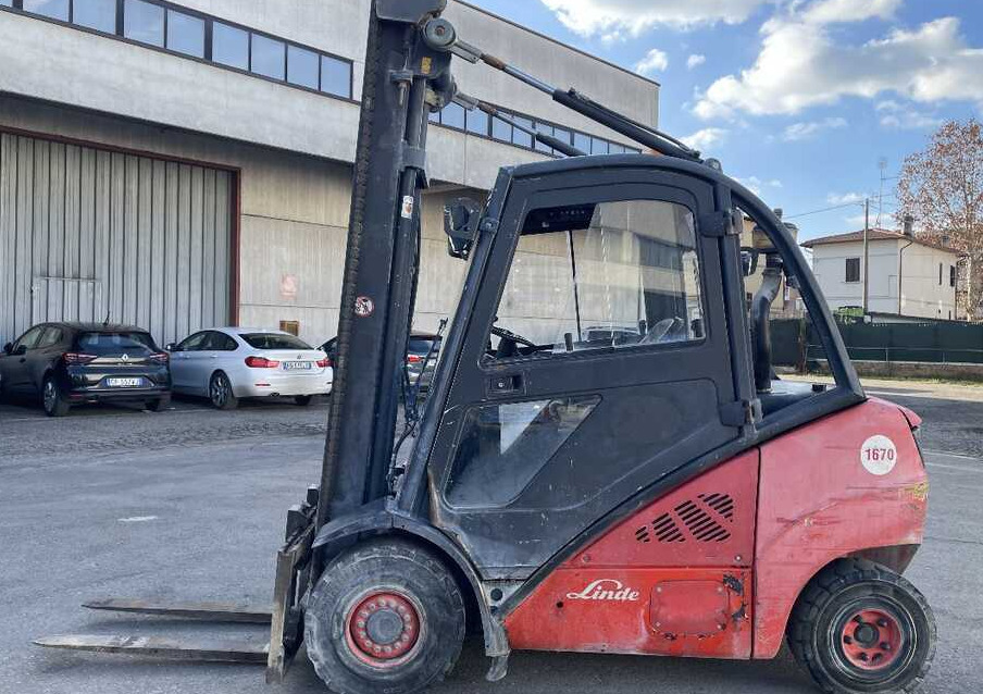 Linde H 30 D/393 - Diesel forklift: picture 2 Linde H 30 D/393 - Diesel forklift: picture 2