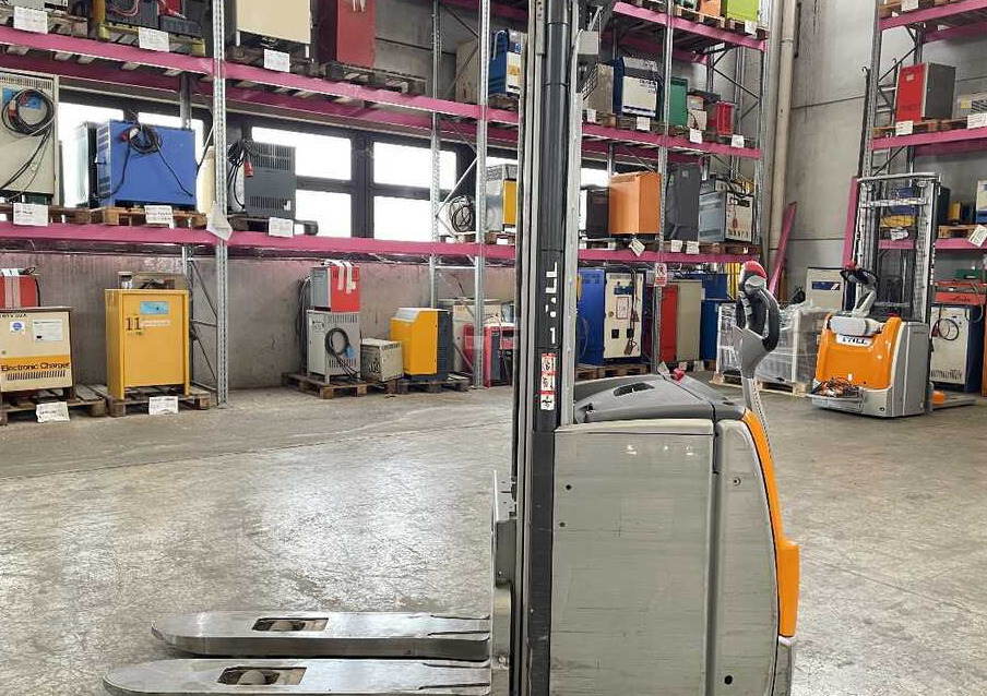 Still EXV 20 - Stacker: picture 2 Still EXV 20 - Stacker: picture 2