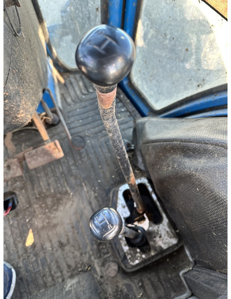 Farm tractor Ford 5110: picture 6