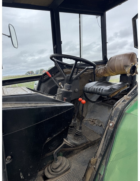 John Deere 2130 - Farm tractor: picture 4 John Deere 2130 - Farm tractor: picture 4