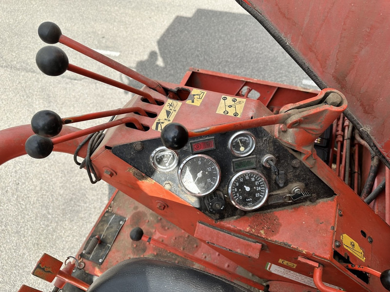 Laverda M152 - Combine harvester: picture 5 Laverda M152 - Combine harvester: picture 5