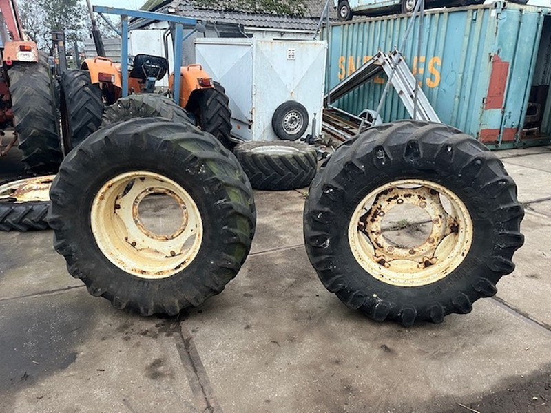 Trelleborg 480.65 R24 TM 800 - Tire: picture 4 Trelleborg 480.65 R24 TM 800 - Tire: picture 4