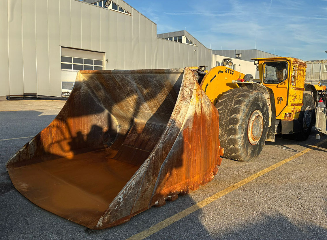 Atlas Copco ST14 - Mining equipment: picture 2 Atlas Copco ST14 - Mining equipment: picture 2