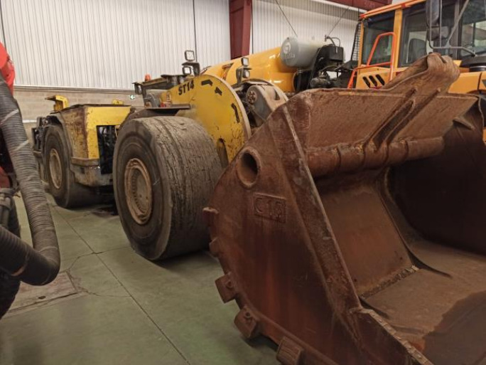 Atlas Copco ST14 - Mining equipment: picture 2 Atlas Copco ST14 - Mining equipment: picture 2