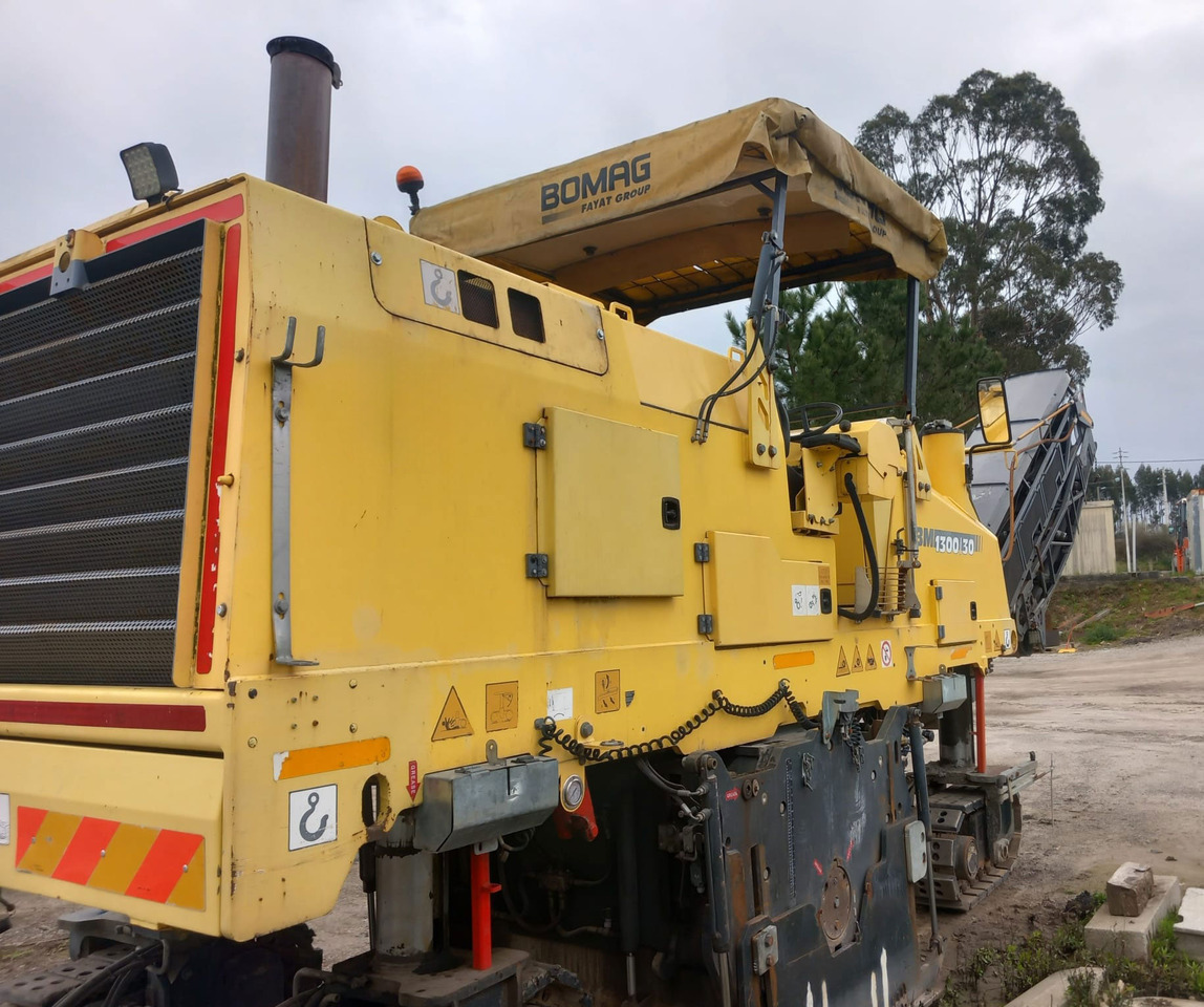 Bomag BM 1300/30 - Cold planer: picture 3 Bomag BM 1300/30 - Cold planer: picture 3