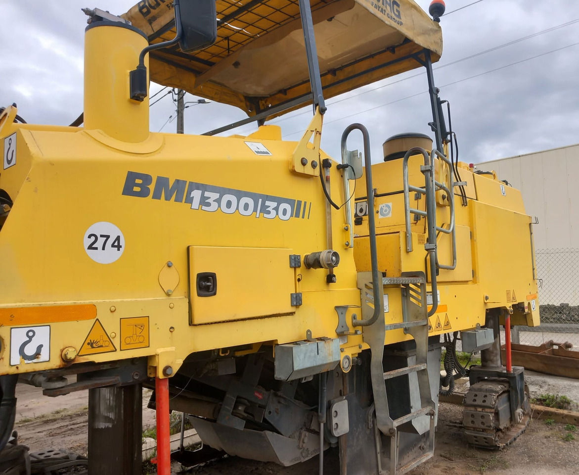 Bomag BM 1300/30 - Cold planer: picture 4 Bomag BM 1300/30 - Cold planer: picture 4