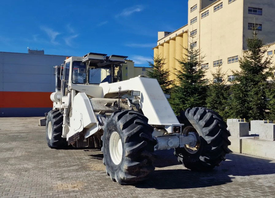 Bomag MPH 122 - Soil stabilizer: picture 1 Bomag MPH 122 - Soil stabilizer: picture 1