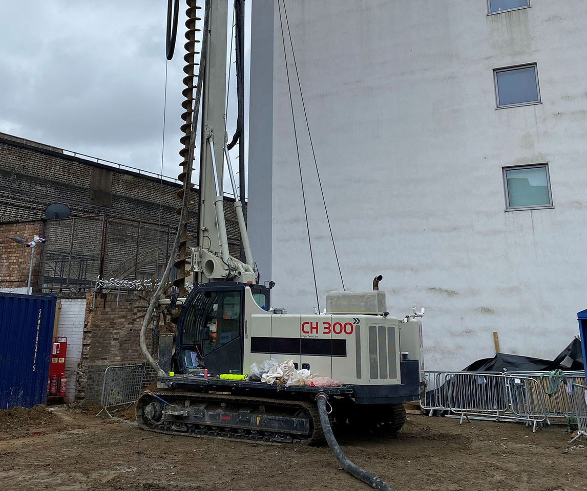 Comacchio CH 300 - Pile driver: picture 1 Comacchio CH 300 - Pile driver: picture 1