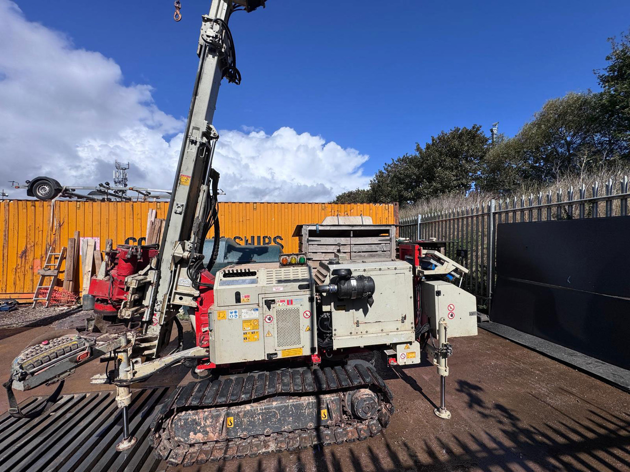 Comacchio MC4 - Pile driver: picture 1 Comacchio MC4 - Pile driver: picture 1