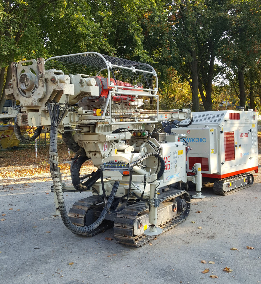 Comacchio MC4D - Pile driver: picture 2 Comacchio MC4D - Pile driver: picture 2