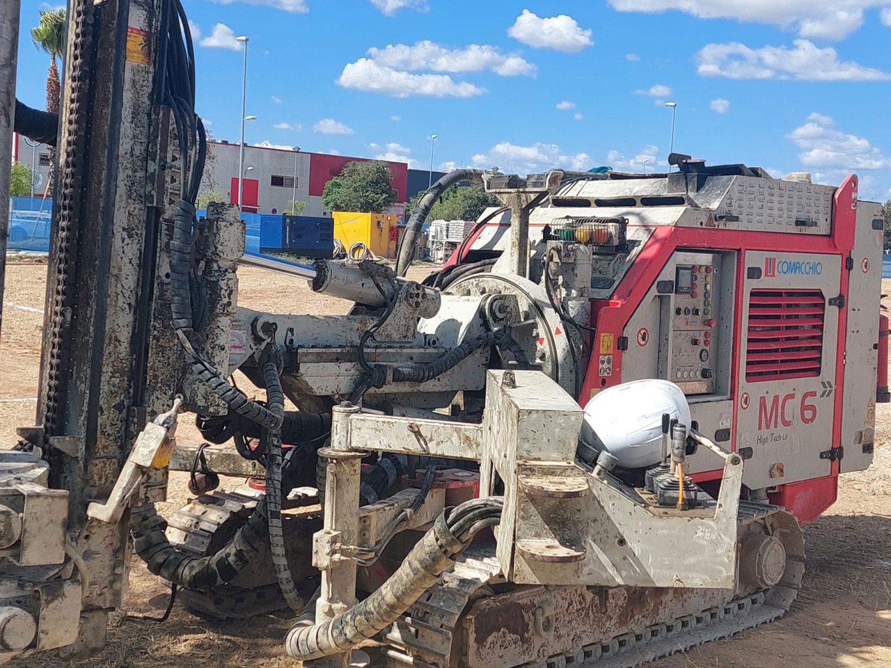 Comacchio MC6 - Pile driver: picture 1 Comacchio MC6 - Pile driver: picture 1