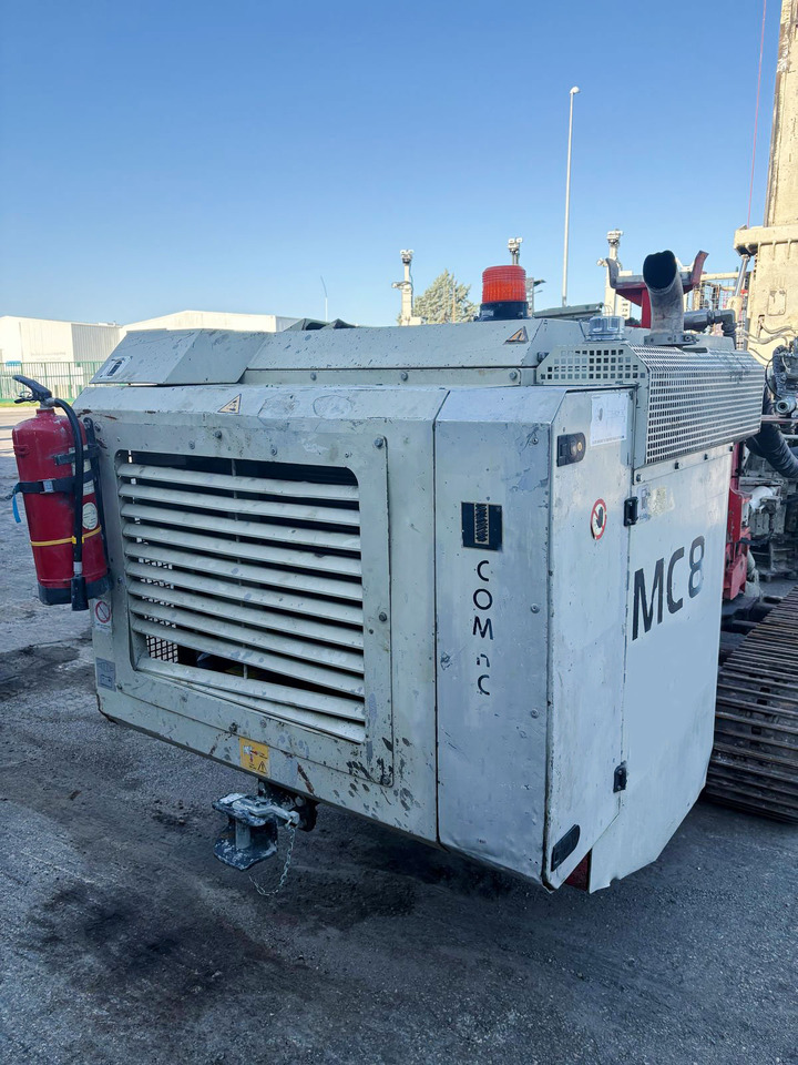 Comacchio MC8 - Pile driver: picture 5 Comacchio MC8 - Pile driver: picture 5