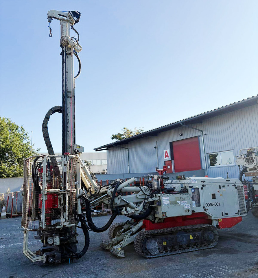 Comacchio MC8 - Pile driver: picture 1 Comacchio MC8 - Pile driver: picture 1