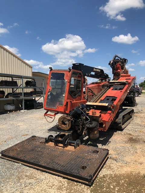 Ditch Witch JT100 Mach 1 - Directional boring machine: picture 2 Ditch Witch JT100 Mach 1 - Directional boring machine: picture 2