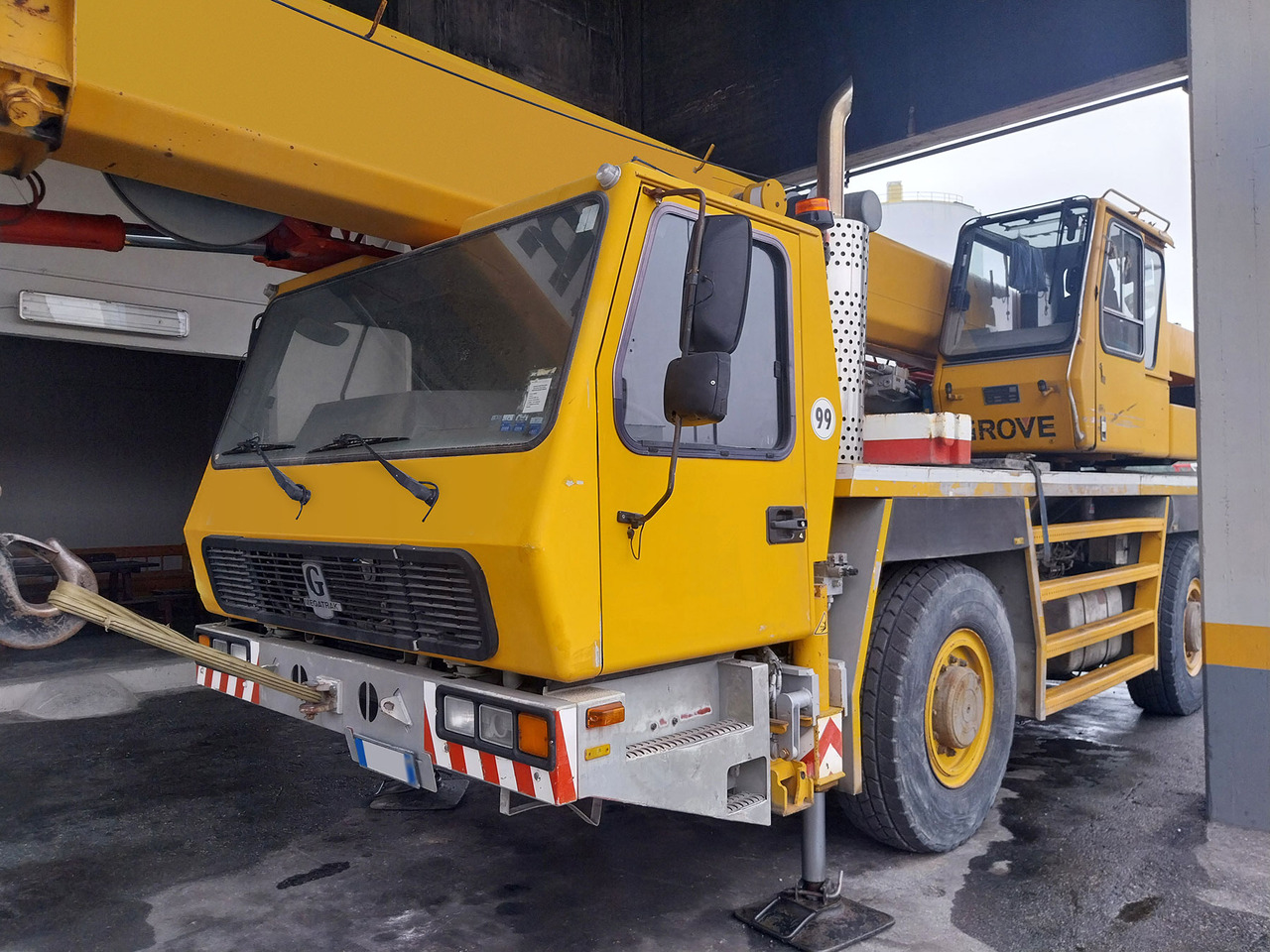 Grove GMK 2035 - Mobile crane: picture 3 Grove GMK 2035 - Mobile crane: picture 3