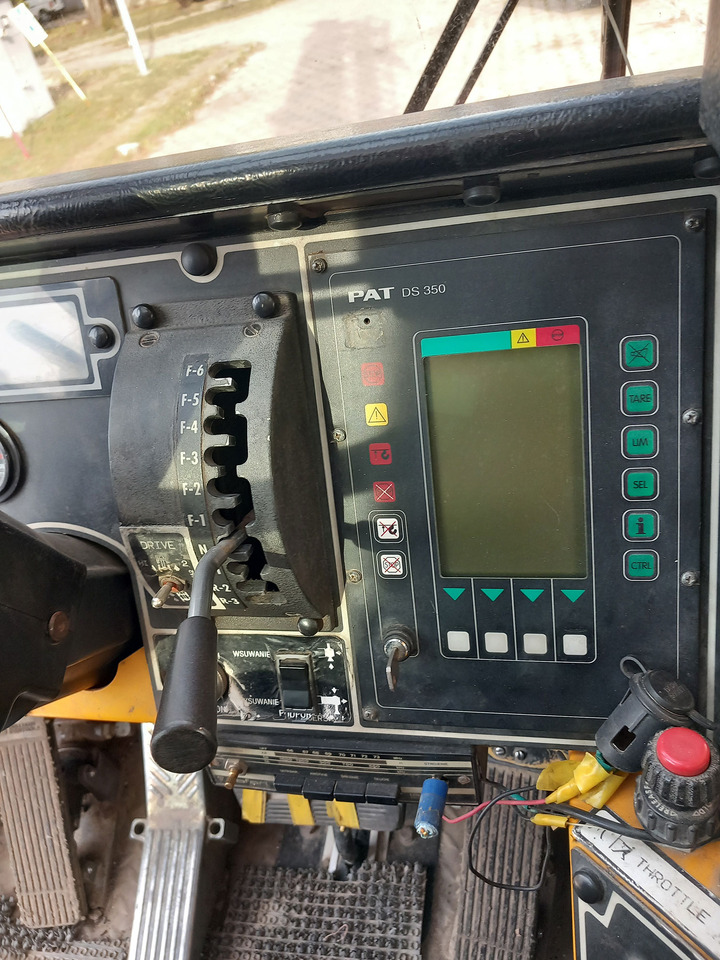 Mobile crane Grove RT640C: picture 7