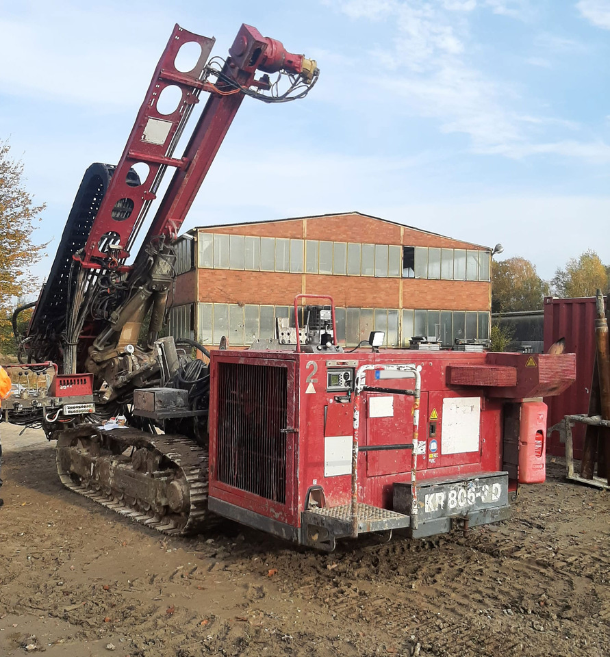 Klemm KR 806-3D - Pile driver: picture 3 Klemm KR 806-3D - Pile driver: picture 3