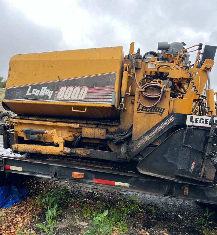 Leeboy 8000T - Asphalt paver: picture 1 Leeboy 8000T - Asphalt paver: picture 1