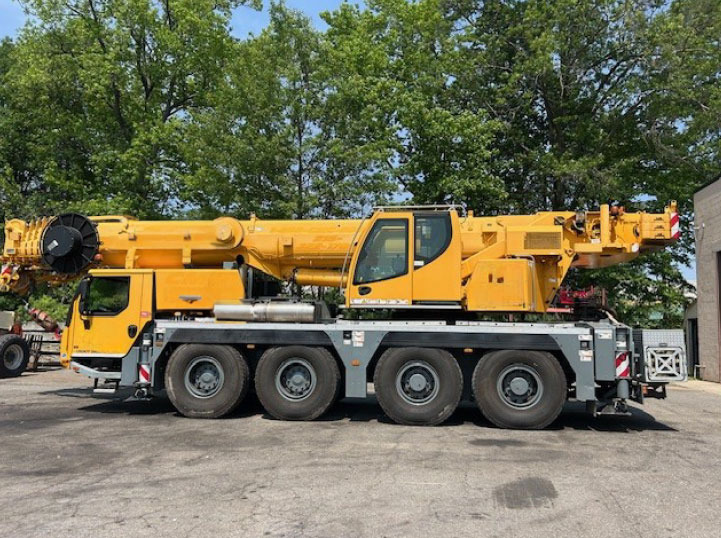 Liebherr LTM 1070-4.2 - Mobile crane: picture 1 Liebherr LTM 1070-4.2 - Mobile crane: picture 1