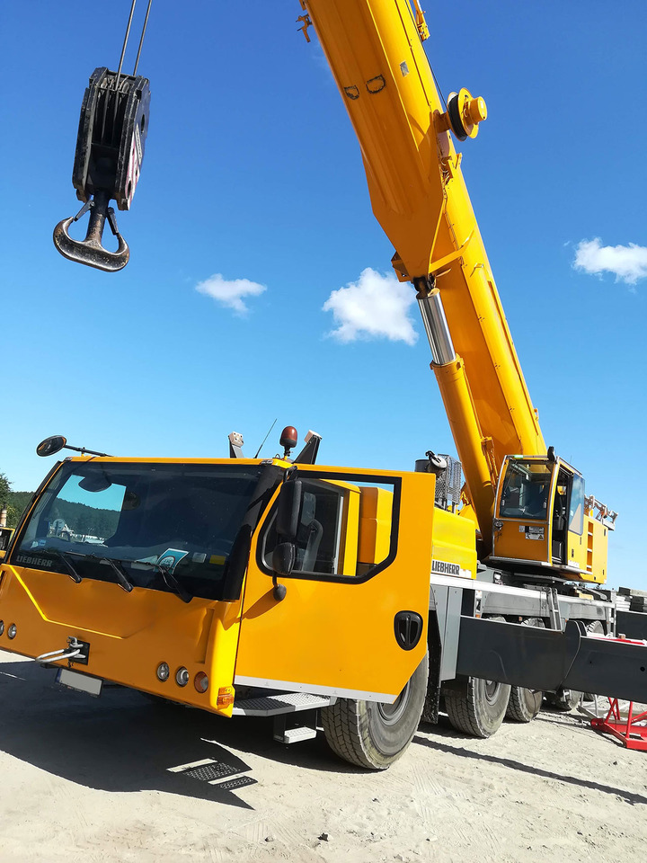 Liebherr LTM 1200-5.1 - Mobile crane: picture 3 Liebherr LTM 1200-5.1 - Mobile crane: picture 3