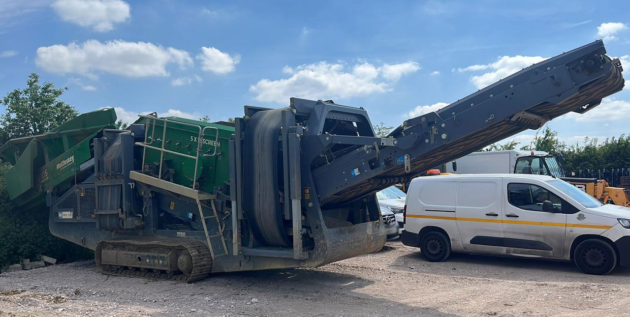 McCloskey R105 - Screener: picture 1 McCloskey R105 - Screener: picture 1