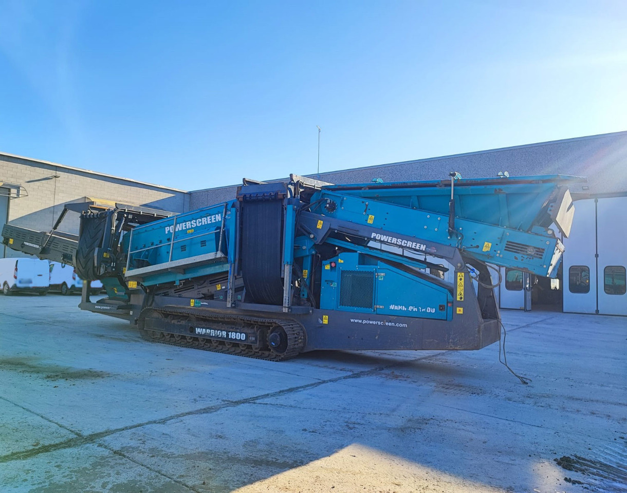 Powerscreen Warrior 1800 - Screener: picture 1 Powerscreen Warrior 1800 - Screener: picture 1