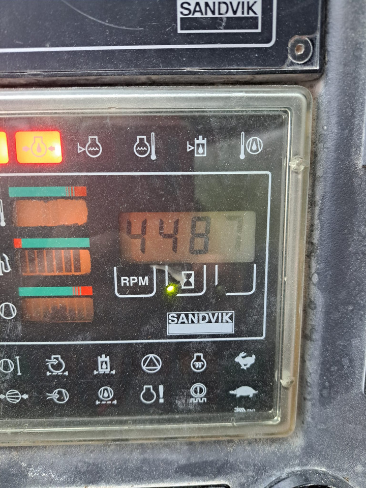 Sandvik Titon 300 - Drilling rig: picture 5 Sandvik Titon 300 - Drilling rig: picture 5