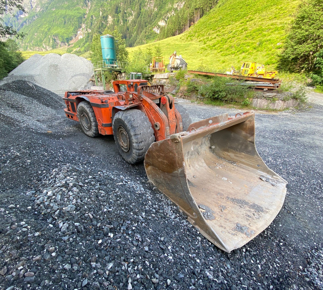 Tamrock Toro 0010 - Mining equipment: picture 1 Tamrock Toro 0010 - Mining equipment: picture 1